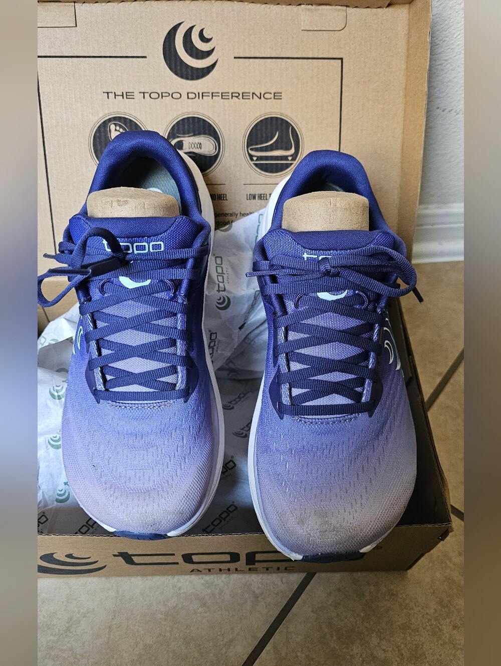 Phantom 4 Road-Running Shoes - Women's Gradient Purple/Blue